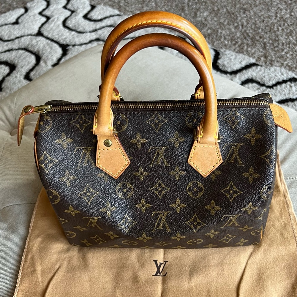 Preloved Louis Vuitton Speedy 25 Monogram